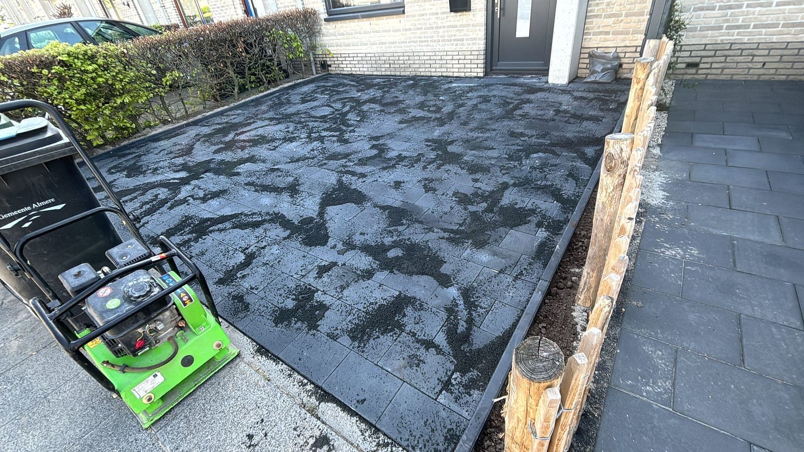 Bestrating en tuinaanleg
